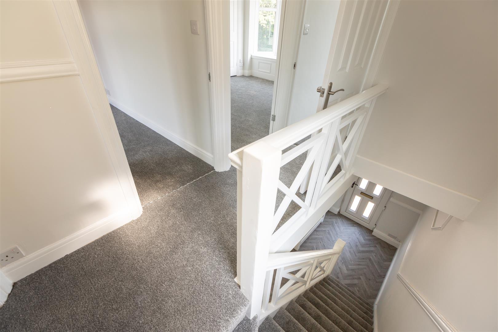Cwmbach Road, Fforestfach, Swansea, SA5 5BN